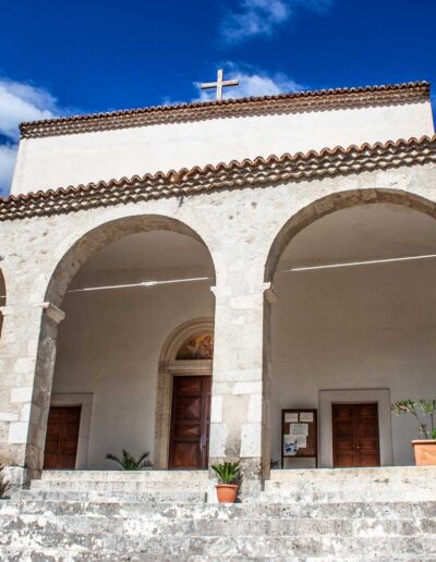 Isernia, Eremo di San Cosma e Damiano